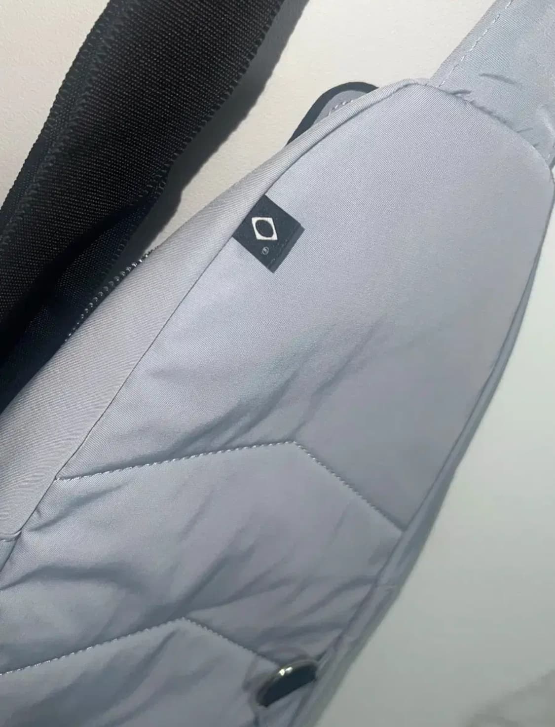 미스치프 폴더블 크로스백 상품이미지5