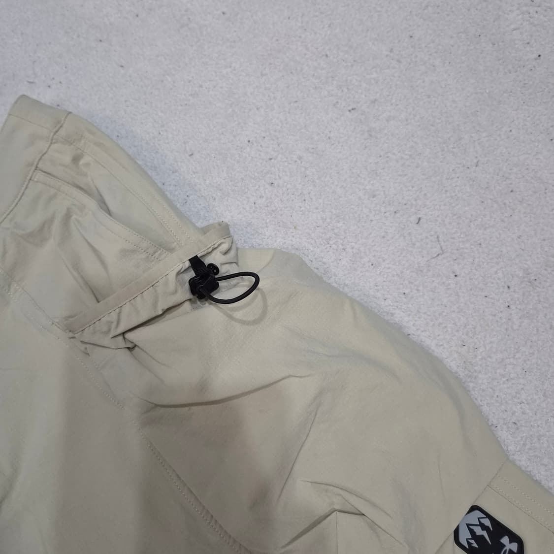 언더아머  우븐반바지L 상품이미지3