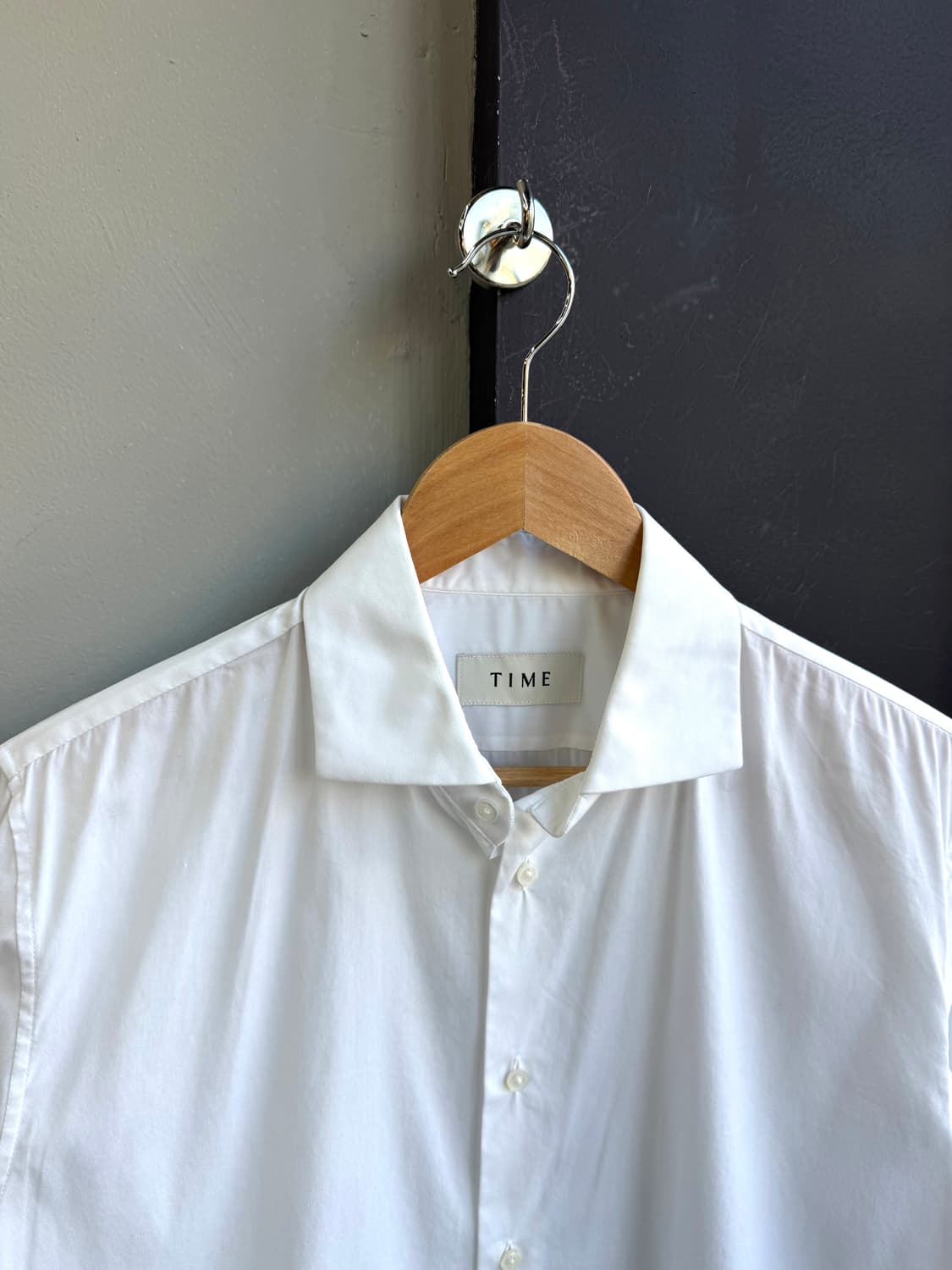100/ 타임옴므 21SS 화이트 클래식 셔츠 상품이미지4