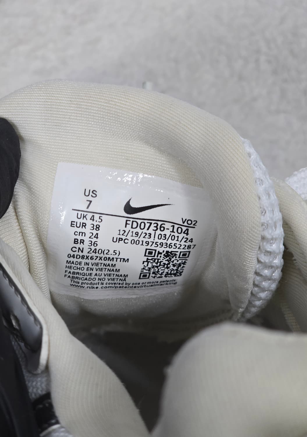 나이키 V2K 런 메탈릭 실버 운동화 240 상품이미지9