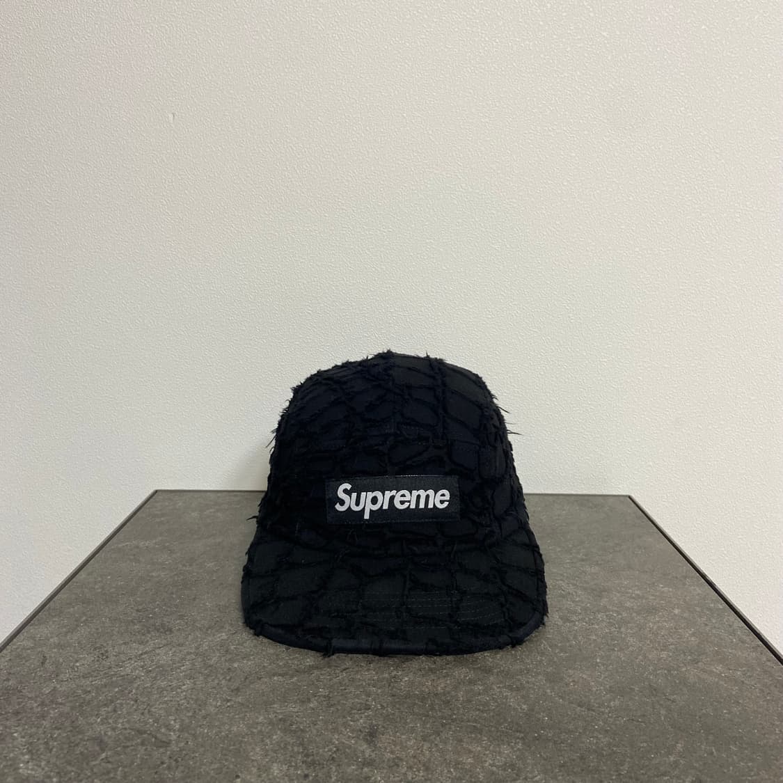 슈프림 프레이드 크록 블랙 박스로고 캠프캡 모자 상품이미지1