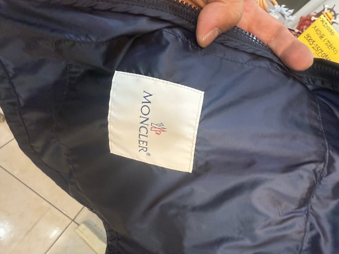 1/66/24ss 정품 몽클레어 필리리아 바막자켓 팝니다 상품이미지3