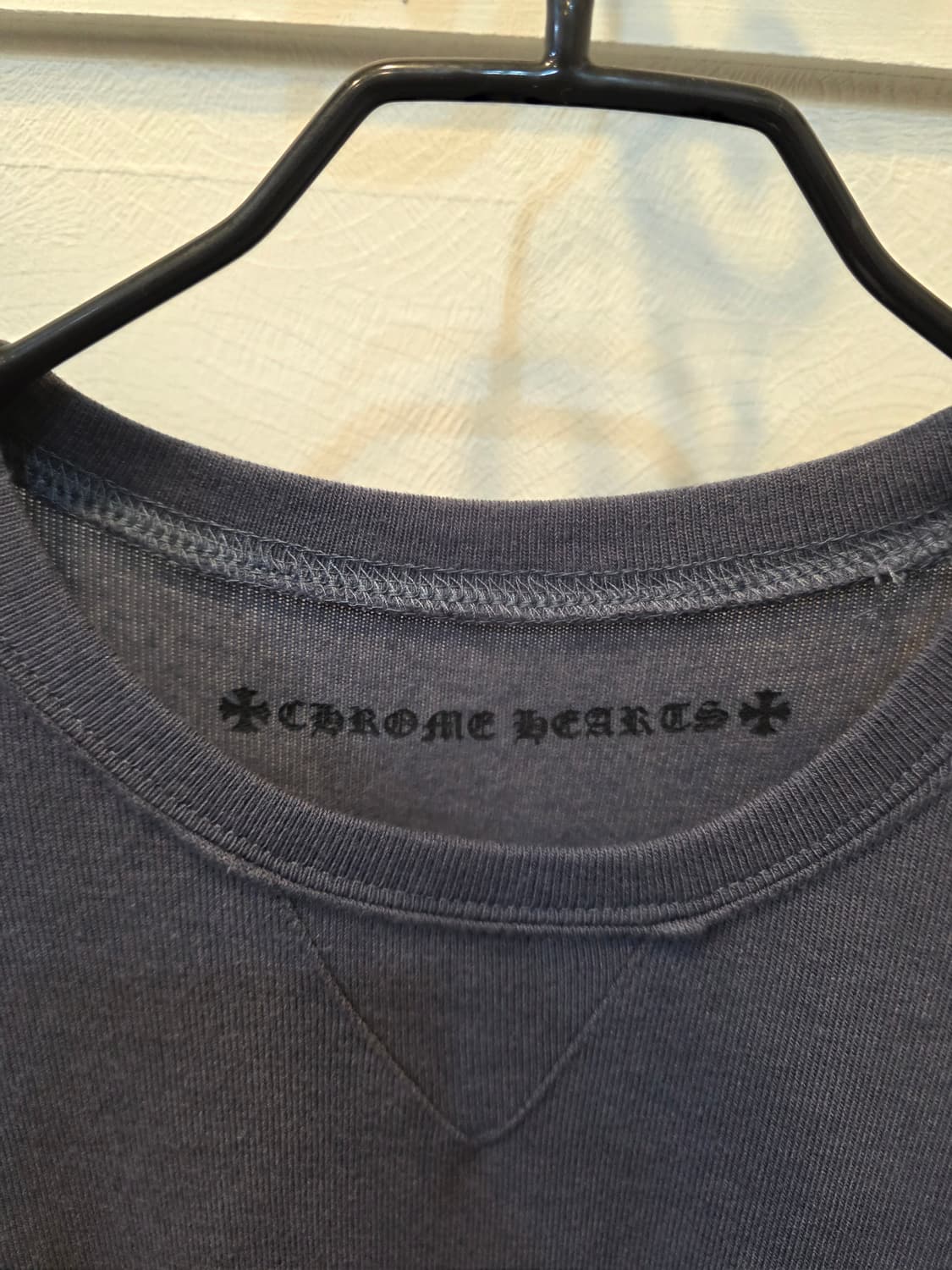 크롬하츠 매티보이 마우스 패치 스웨트셔츠 상품이미지1