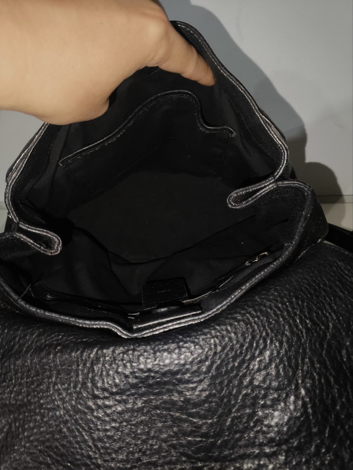 구호 투톤 레더 백팩 상품이미지7