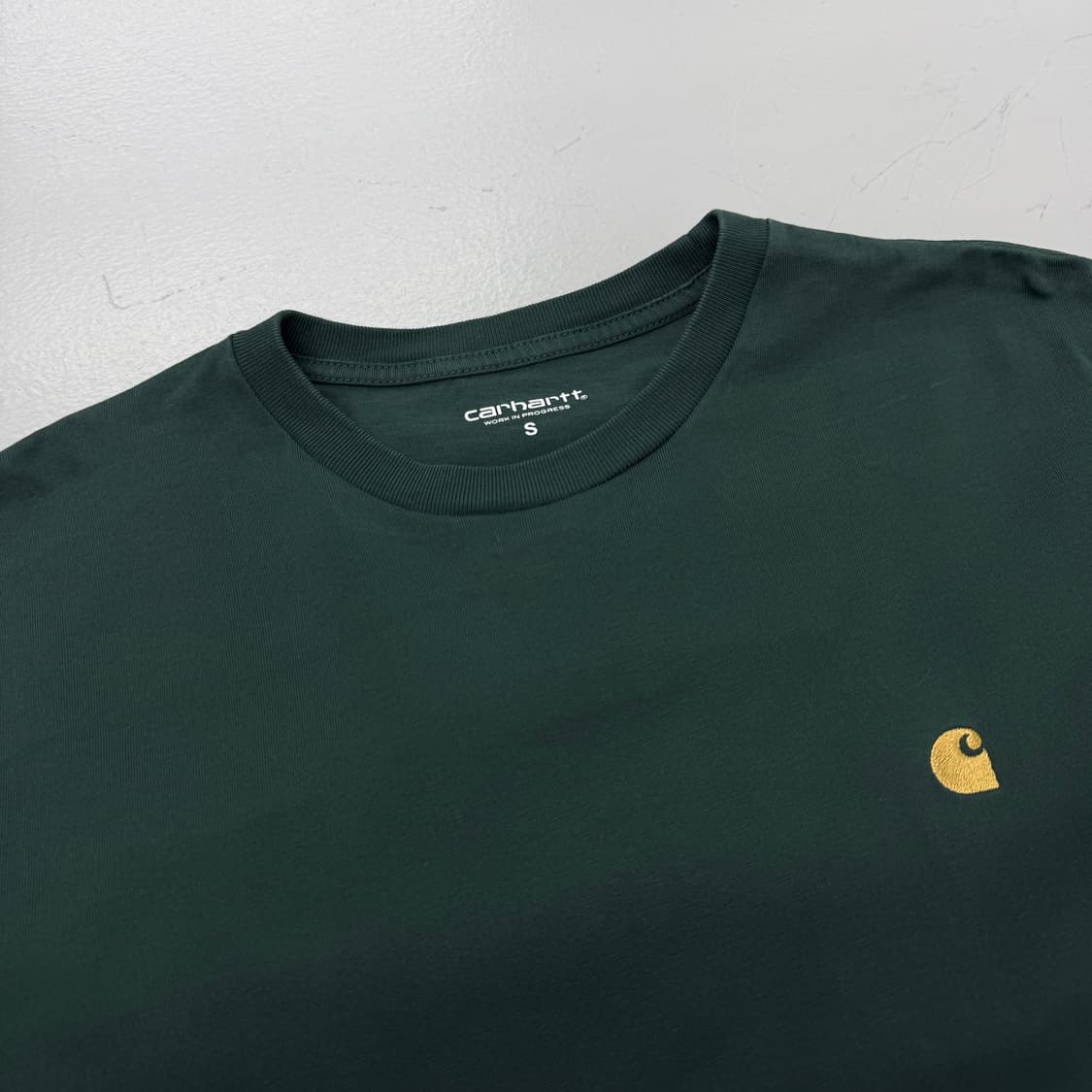 칼하트 WIP 스몰로고 체이스 롱슬리브 그린 상품이미지3