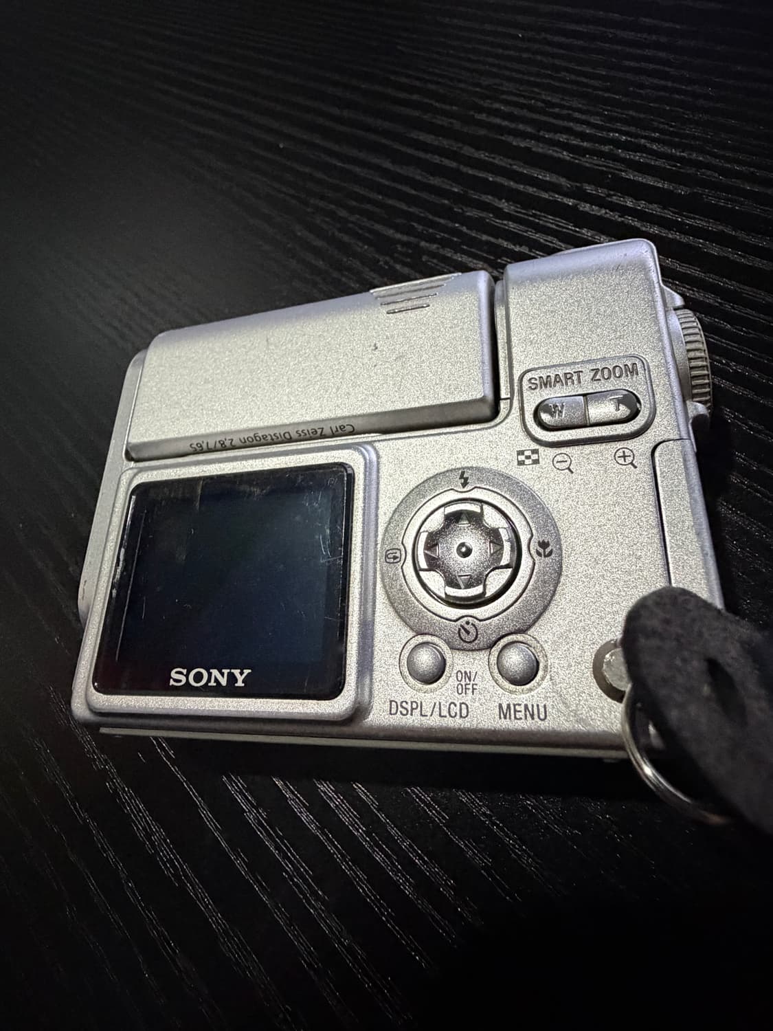 소니 샤이버샷 f-77 4.0 상품이미지2