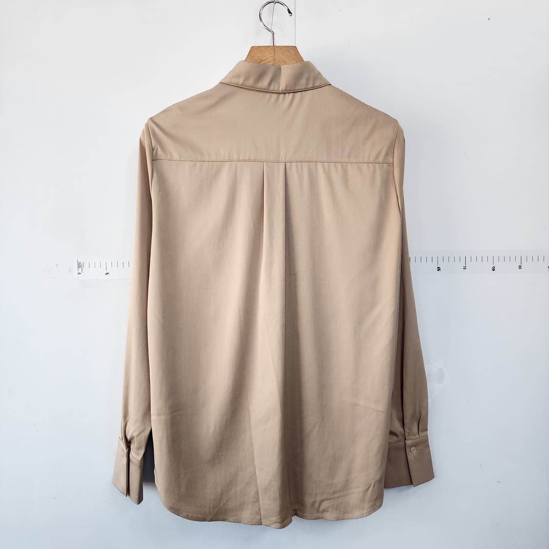 de silhouette 베이지색 셔츠 상품이미지4
