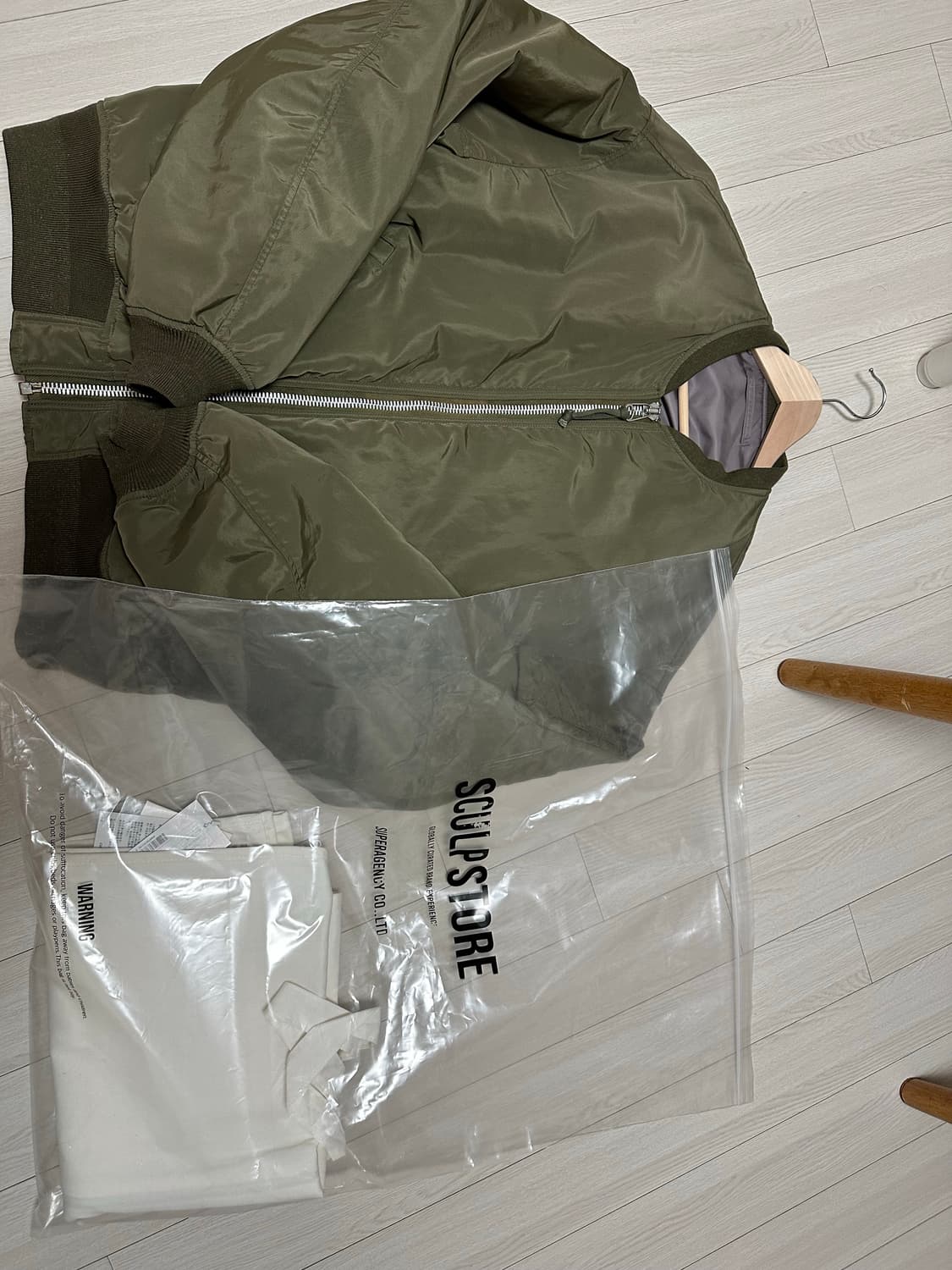 비즈빔 25fw 토르손 올리브 ma-1 마원 자켓 사이즈 4 팝니다 상품이미지1