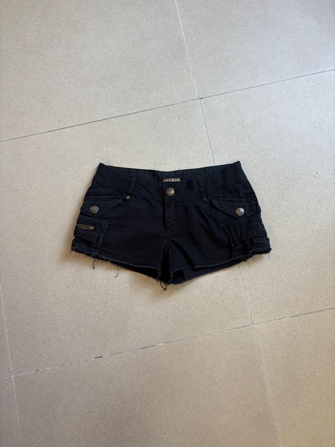 블랙 지퍼 카고 숏츠 상품이미지1