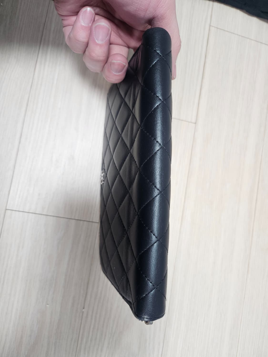 샤넬 램스킨 집업 파우치 장지갑 상품이미지7