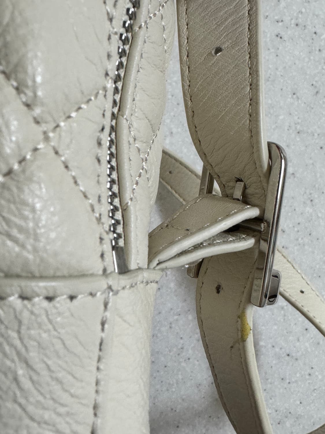 쓰리타임즈 아콘 백팩 아이보리 상품이미지5