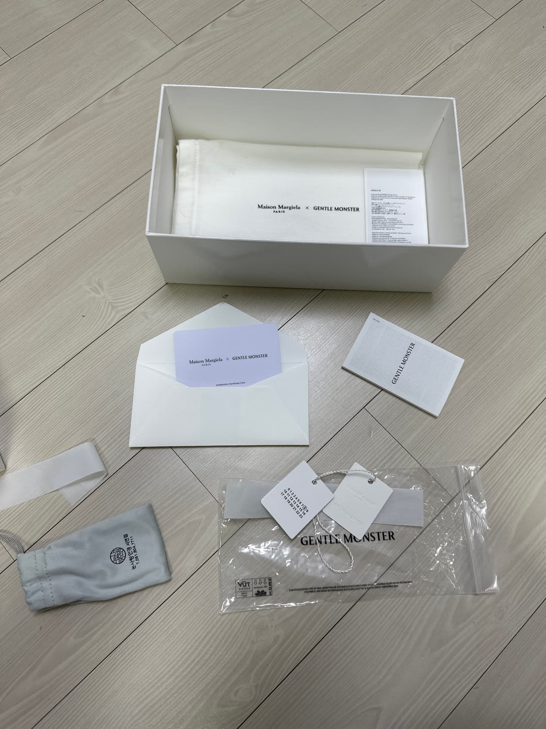 젠틀몬스터 x 마르지엘라 MM212 상품이미지2