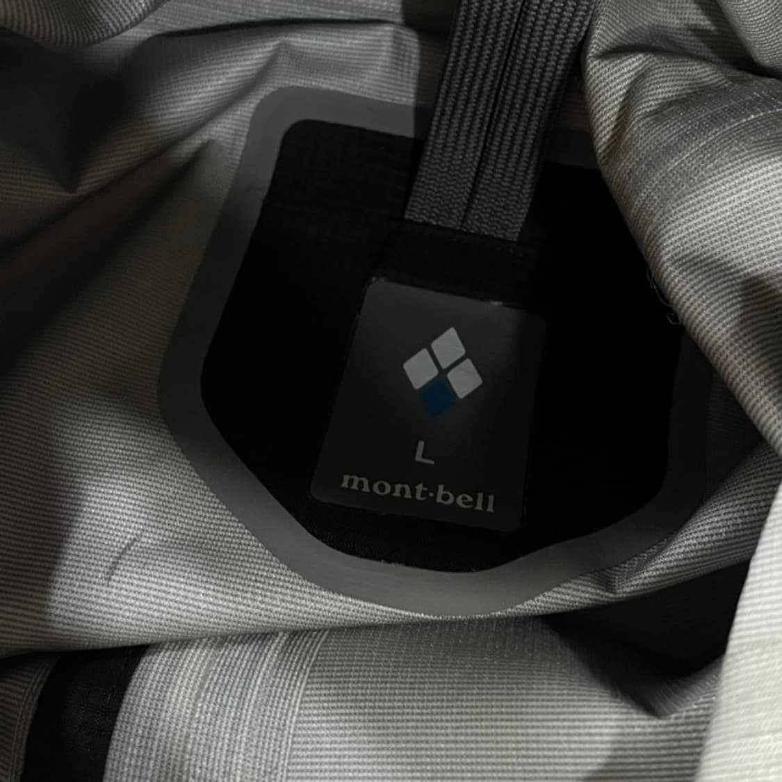 100 몽벨 레인트레커 고어텍스 바람막이 상품이미지4