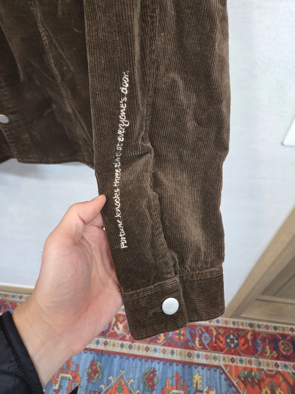 Gu 레터링 옆트임 코듀로이 셔츠자켓 100 상품이미지6