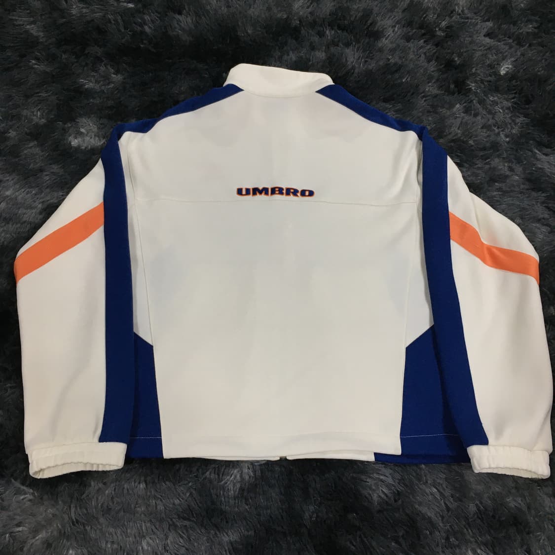 투티/A9 umbro 집업 스웻셔츠 자켓 바람막이 자수로고 상품이미지2