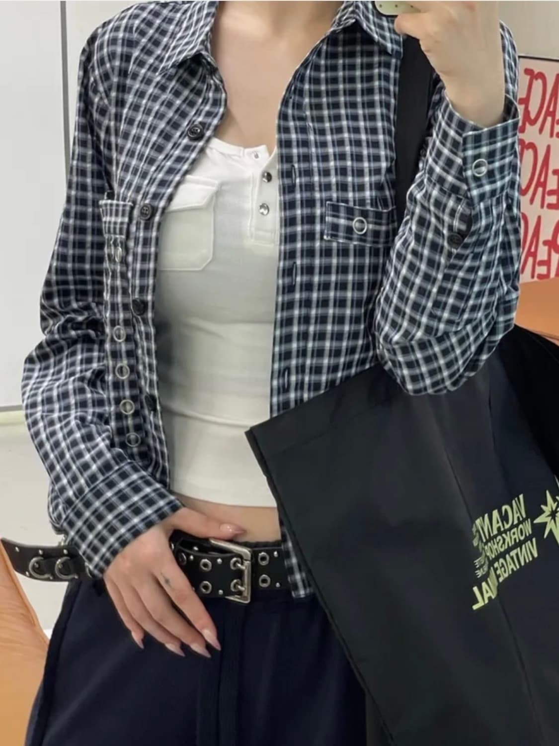 베이컨트아카이브 버튼 체크 셔츠 네이비 상품이미지4