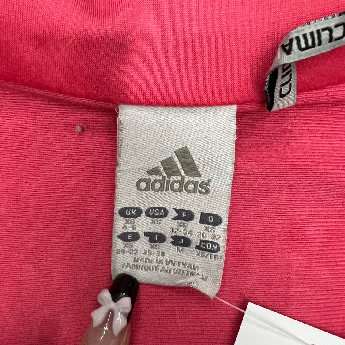 착샷O 아디다스 핑크 핑거홀 져지 상품이미지2