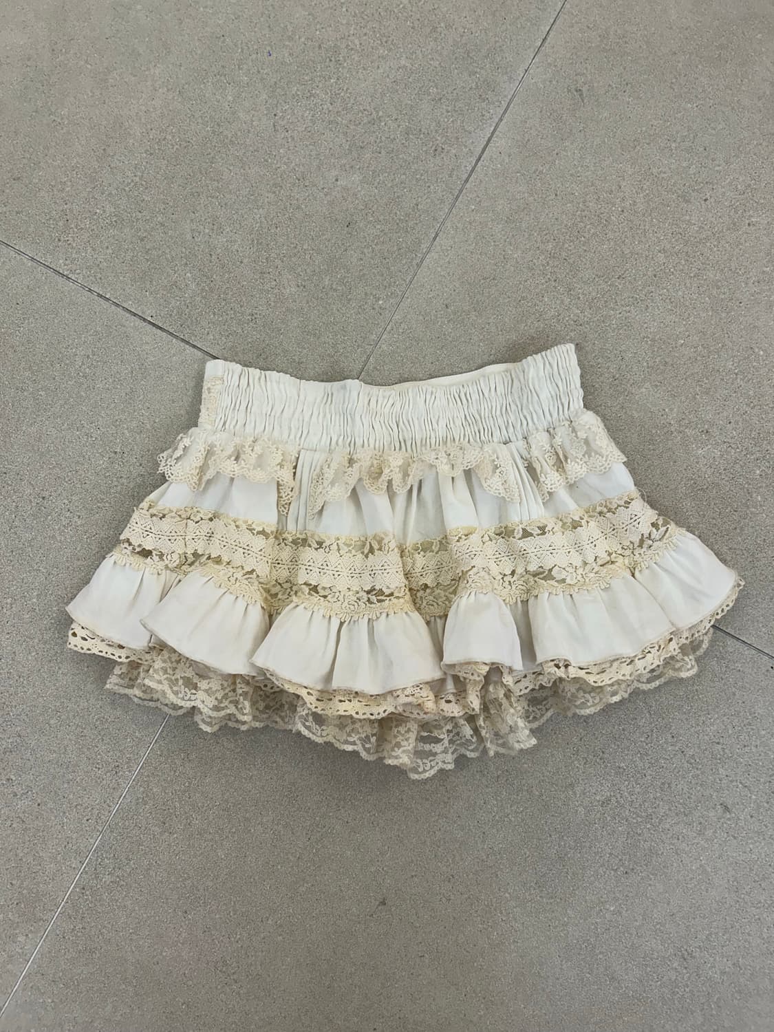 리즈리사 레이스 화이트 스커트 상품이미지4