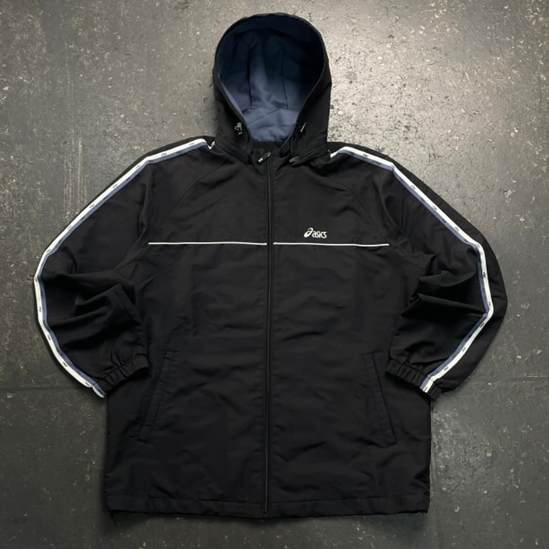 100 아식스 올드스쿨 바람막이  상품이미지1