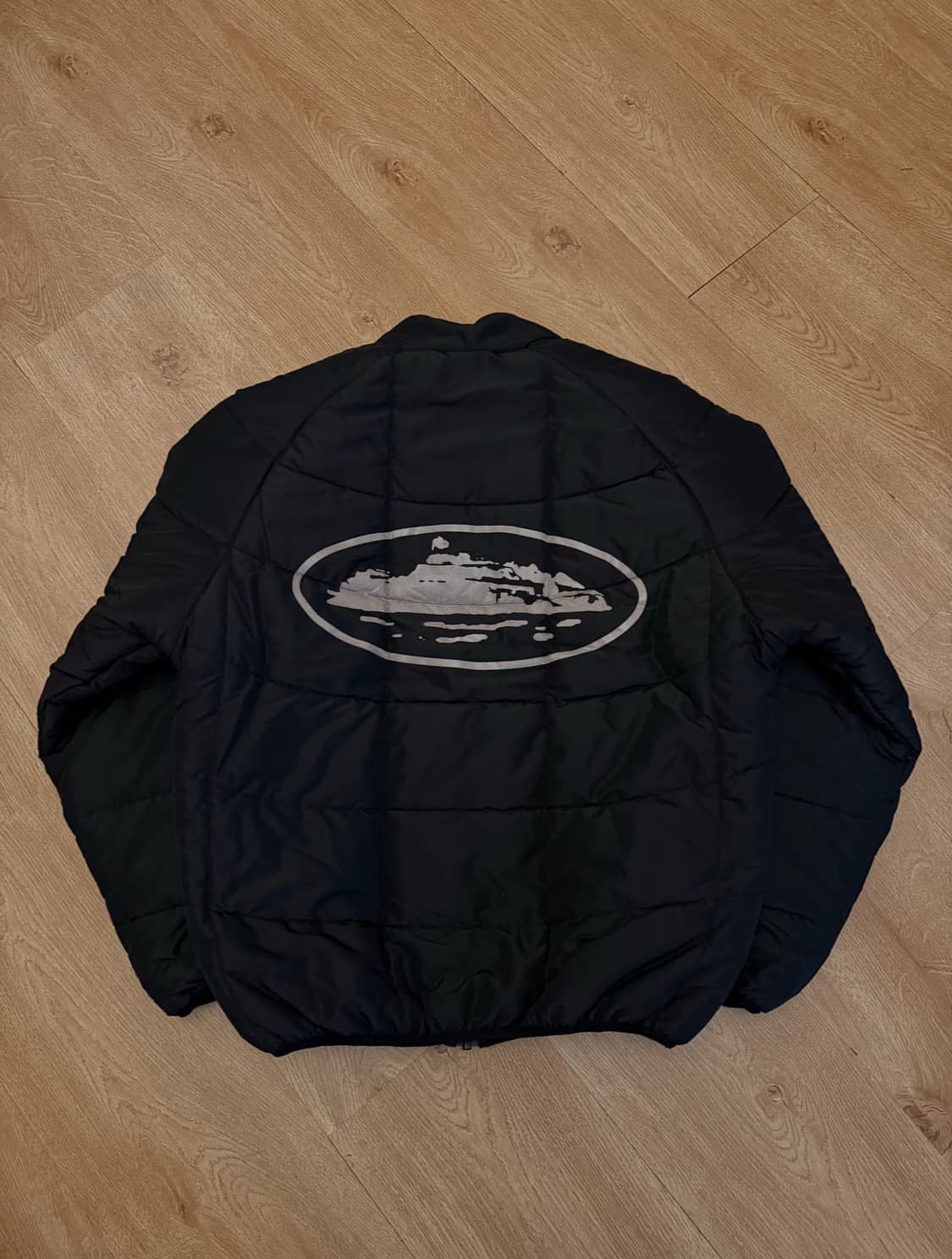 코르테이즈 경량 패딩 corteiz bellic jacket 상품이미지5