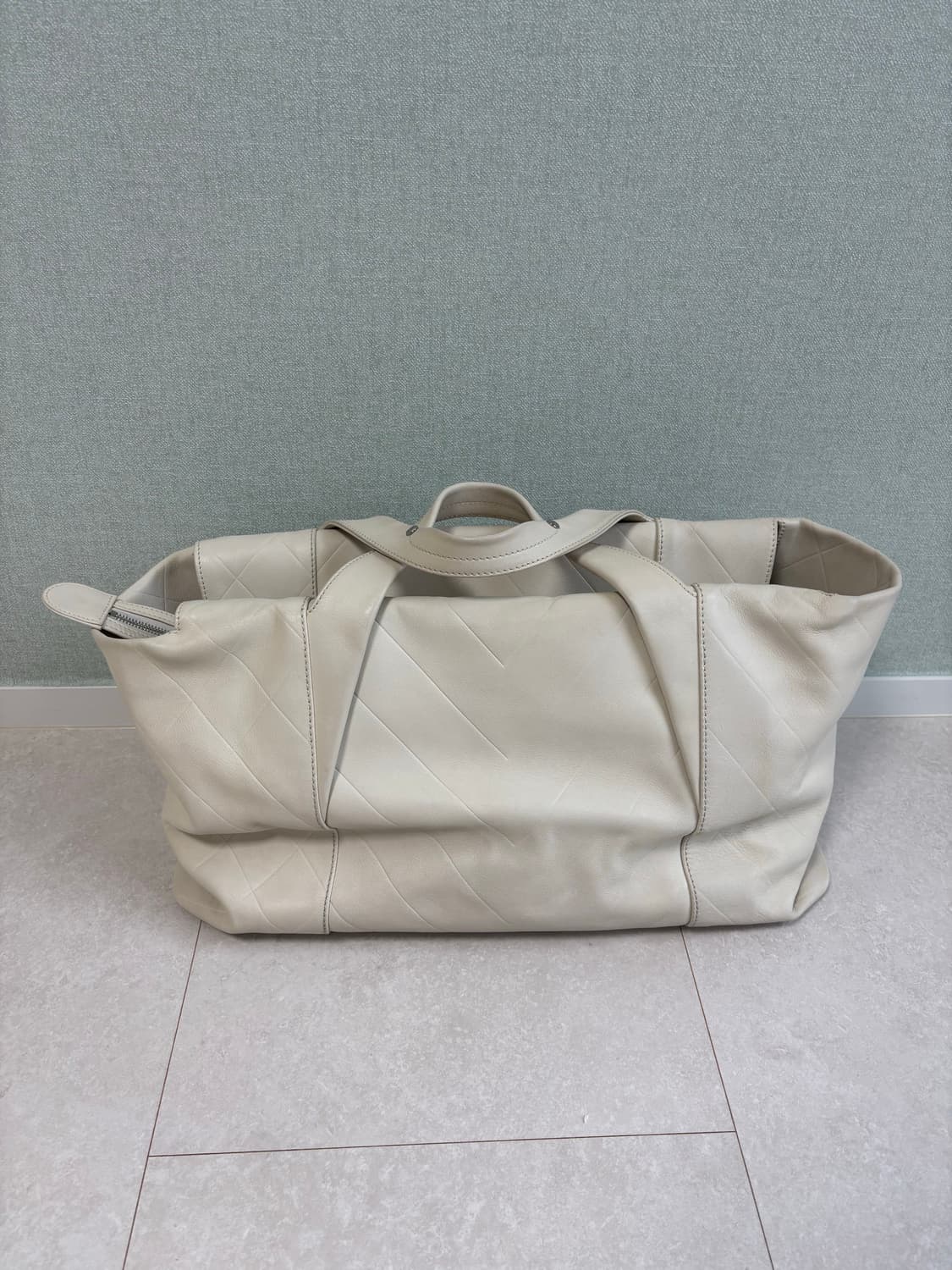 샤넬 램스킨 쉐브론 보스턴백 아이보리 10번대 상품이미지2