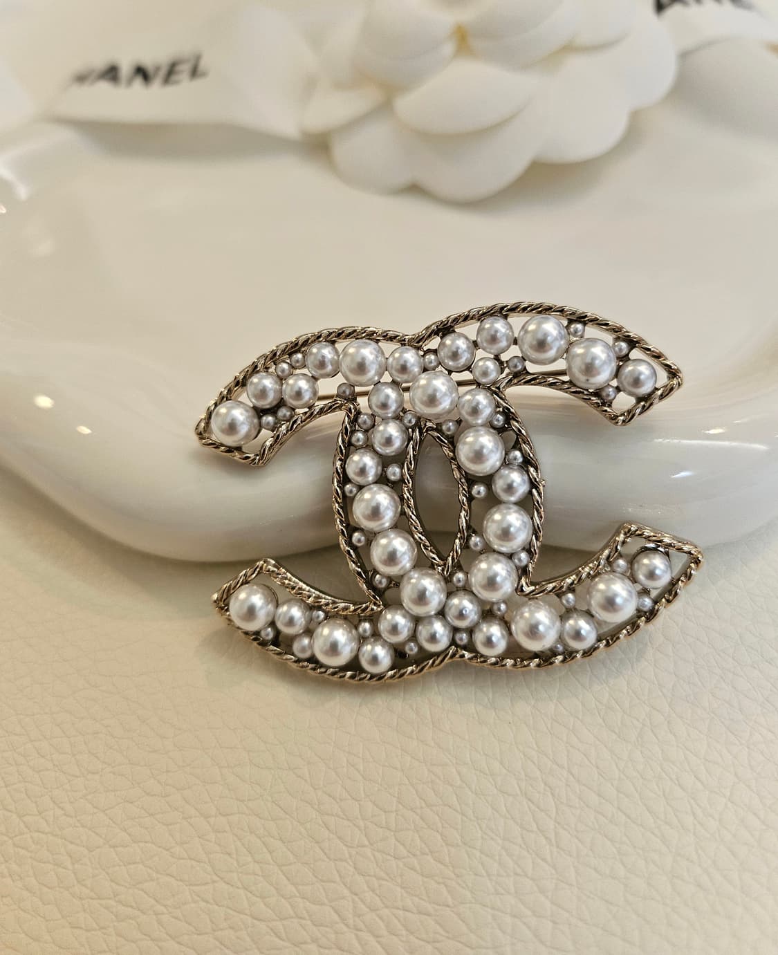 샤넬 CC 멀티진주 앤틱풍 로즈골드 브로치 업사이클링 상품이미지2