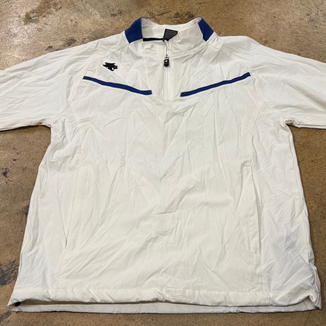 [정품/95] 데상트 화이트 블루 하프집업 바람막이 b10 상품이미지3