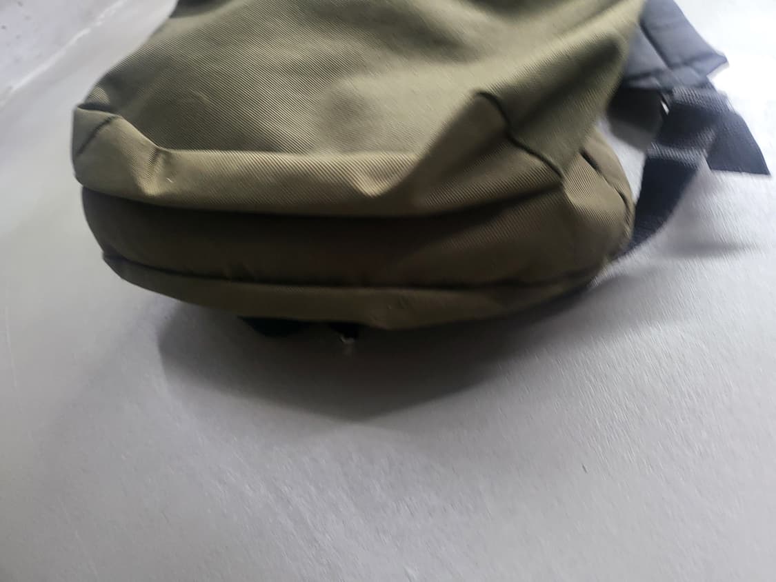 잔스포츠 백팩 카키색 상품이미지5