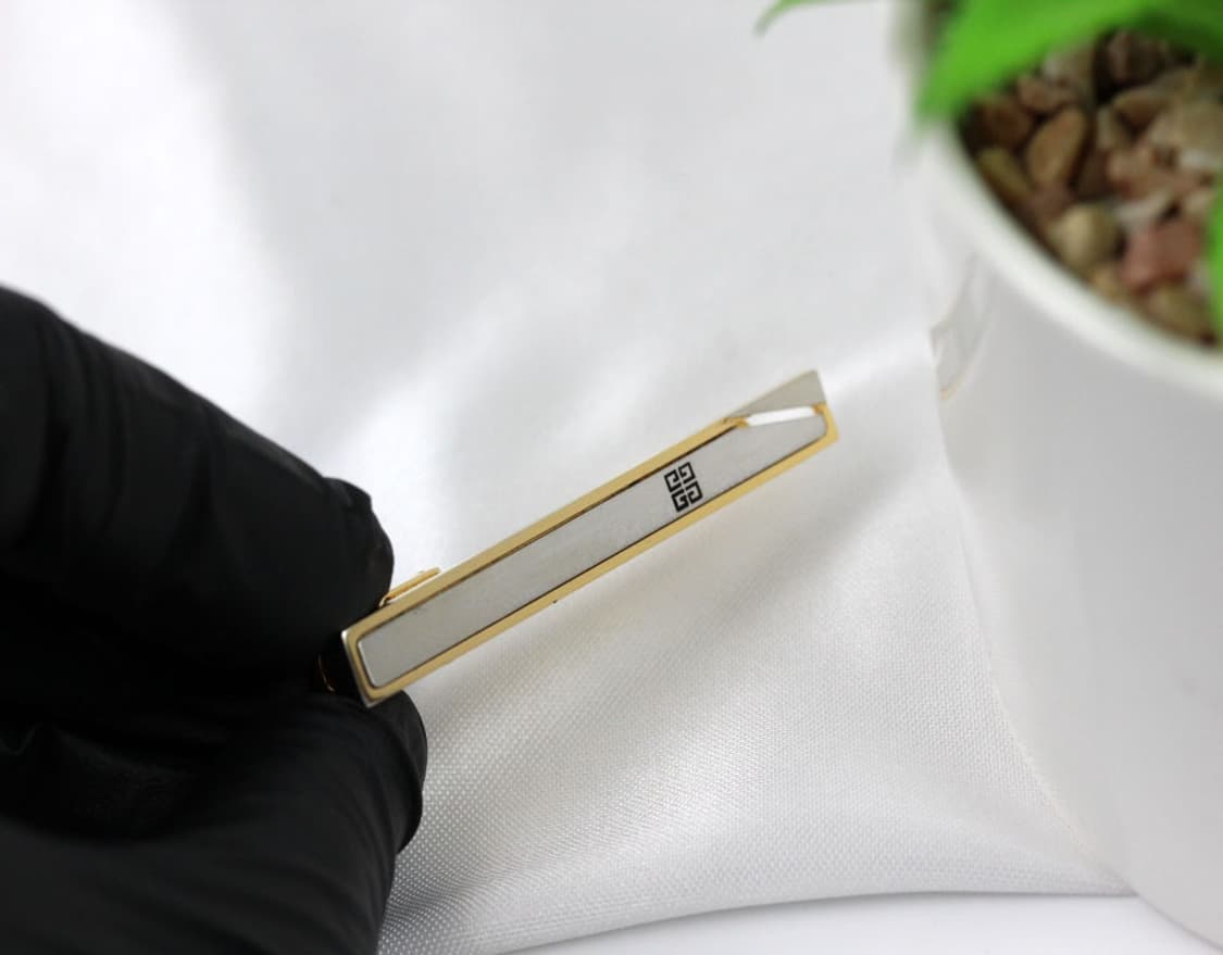 지방시 B+등급 5cm 남자 명품 넥타이핀 상품이미지4