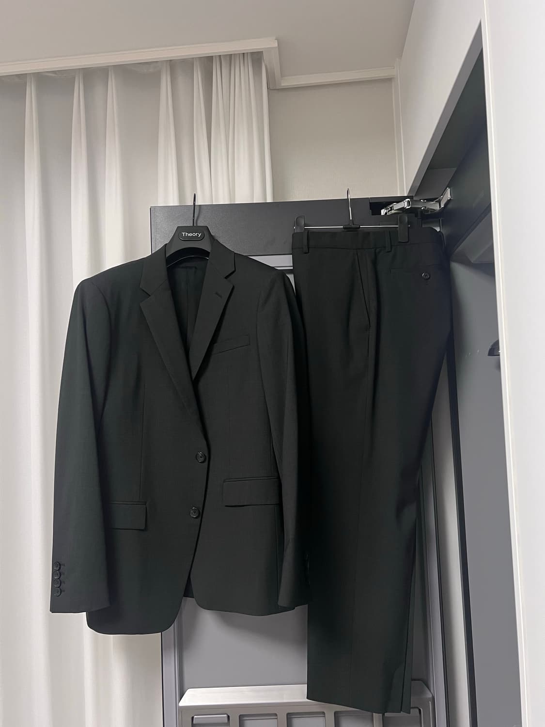 띠어리 뉴테일러 수트 셋업 정장 다크차콜 40 32 상품이미지1