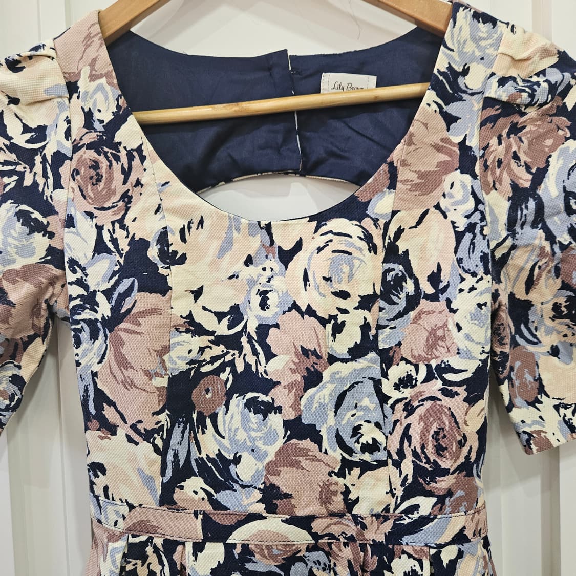 릴리브라운(Lily Brown) 플라워 자가드 리본 원피스 상품이미지2