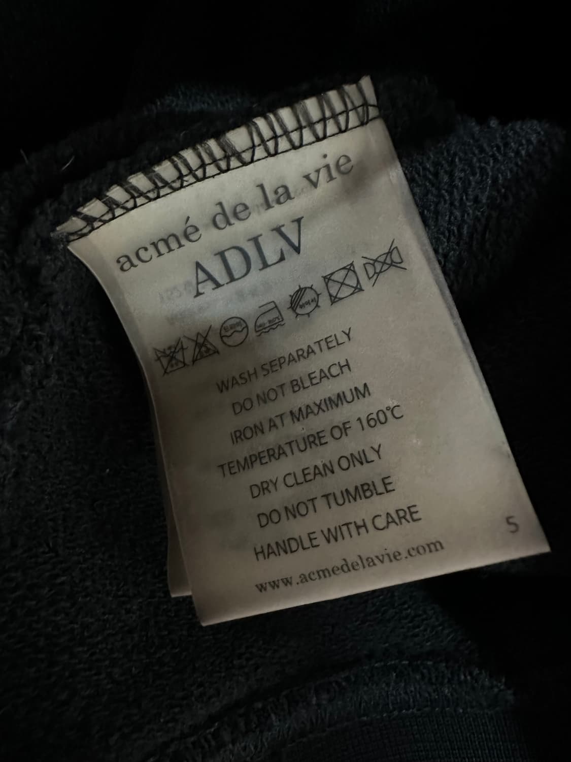 ADLV 아크메드라비 블랙 후드티 상품이미지7