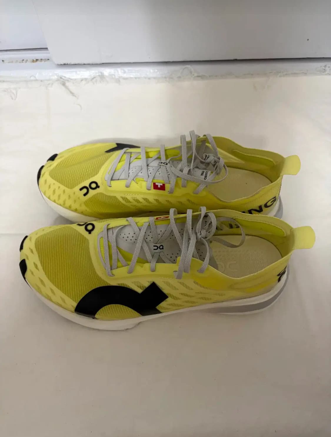 온 러닝 클라우드붐 스트라이크 260 상품이미지3