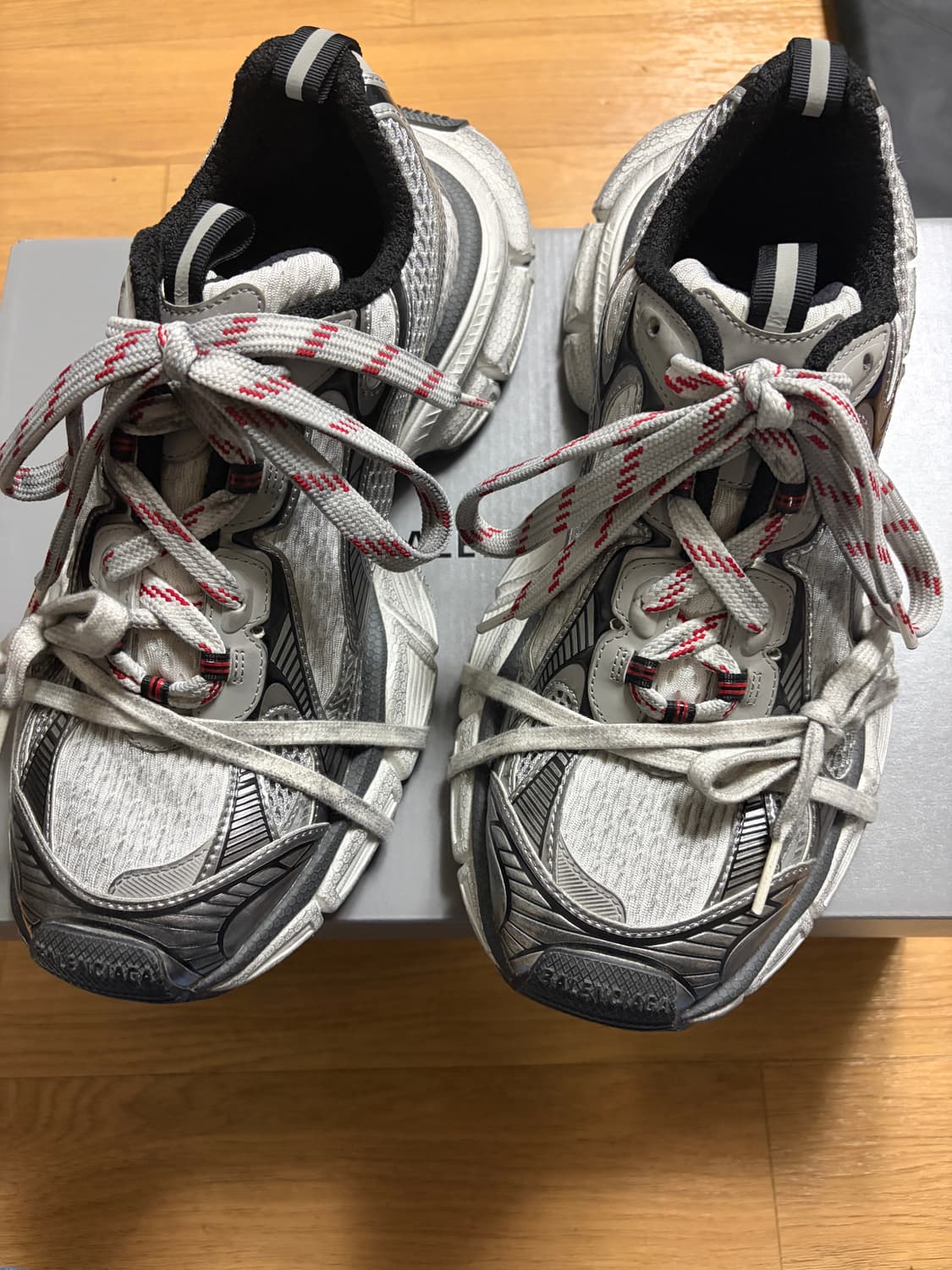 [43 280~285] 발렌시아가 3XL 그레이 화이트 레드 상품이미지1