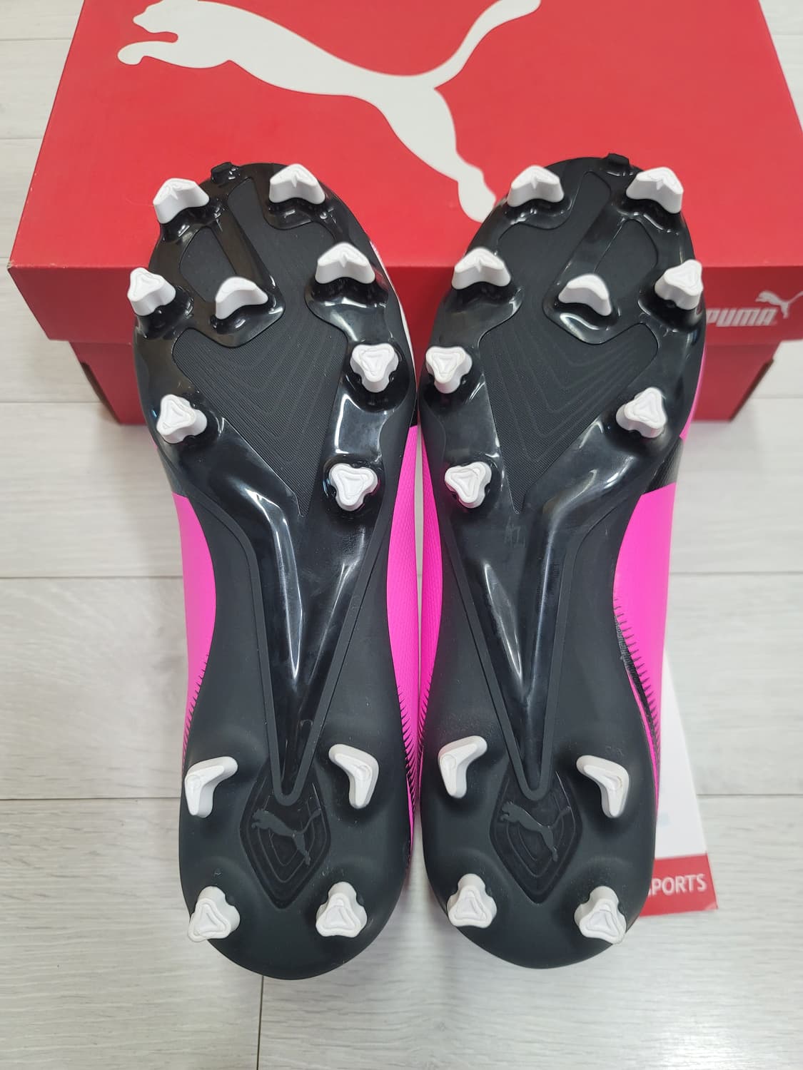 (250)푸마 축구화 울트라 플레이 FG/AG[대전 직거래도 가능] 상품이미지8