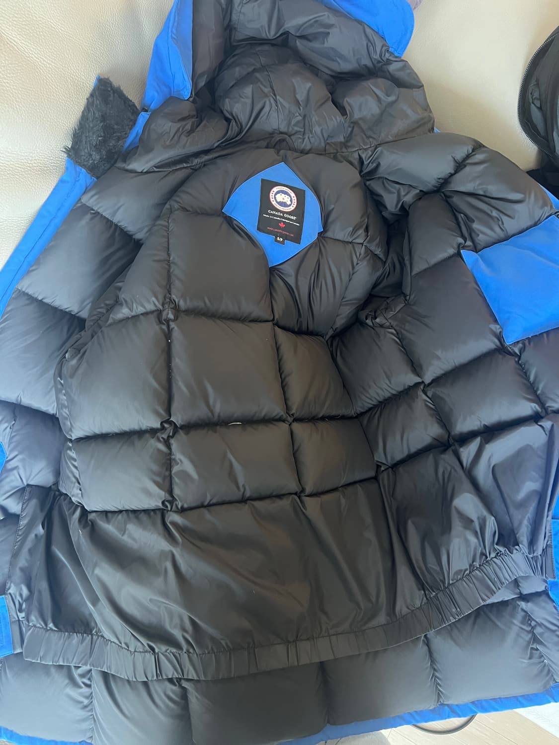 캐나다구스 익스페디션 PBI 패딩 s 105 상품이미지6