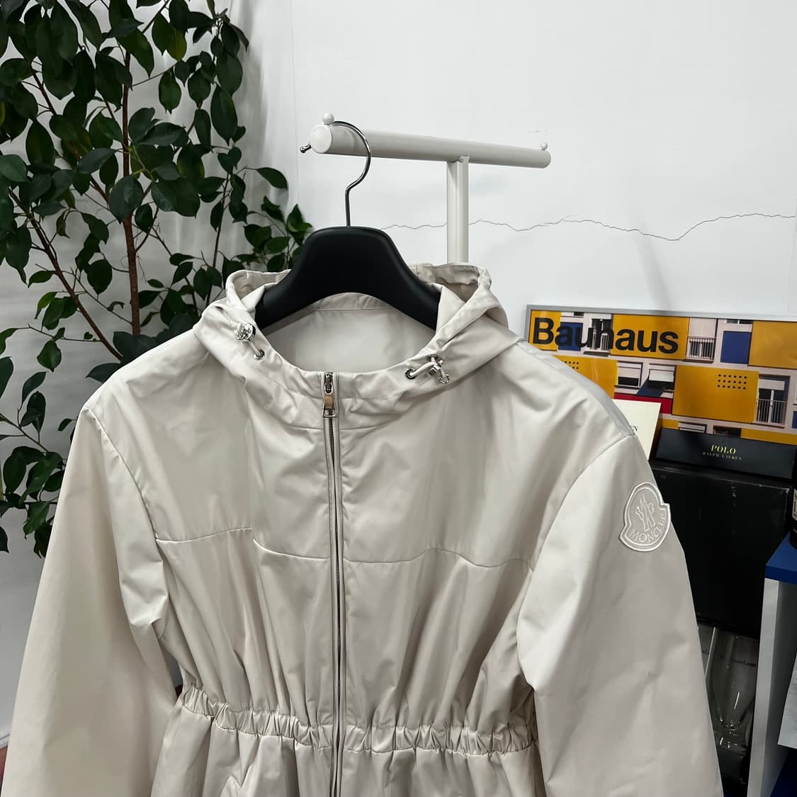 몽클레어 우먼 알피크 바람막이 1 상품이미지2