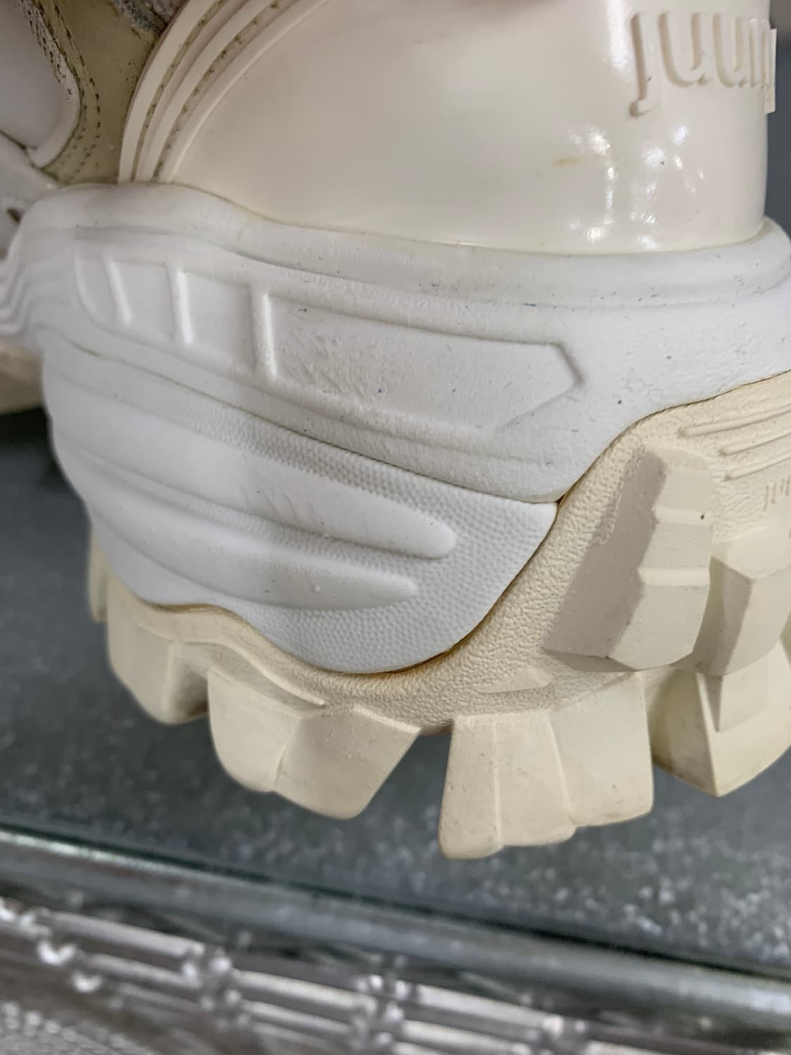 준지 스니커즈 화이트 UK7(260) 상품이미지7