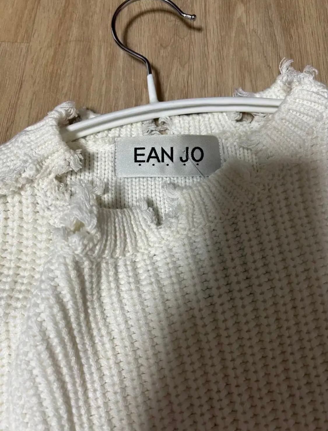 eanjo 이안조 JANE'S DAMAGED CROP KNIT 상품이미지3
