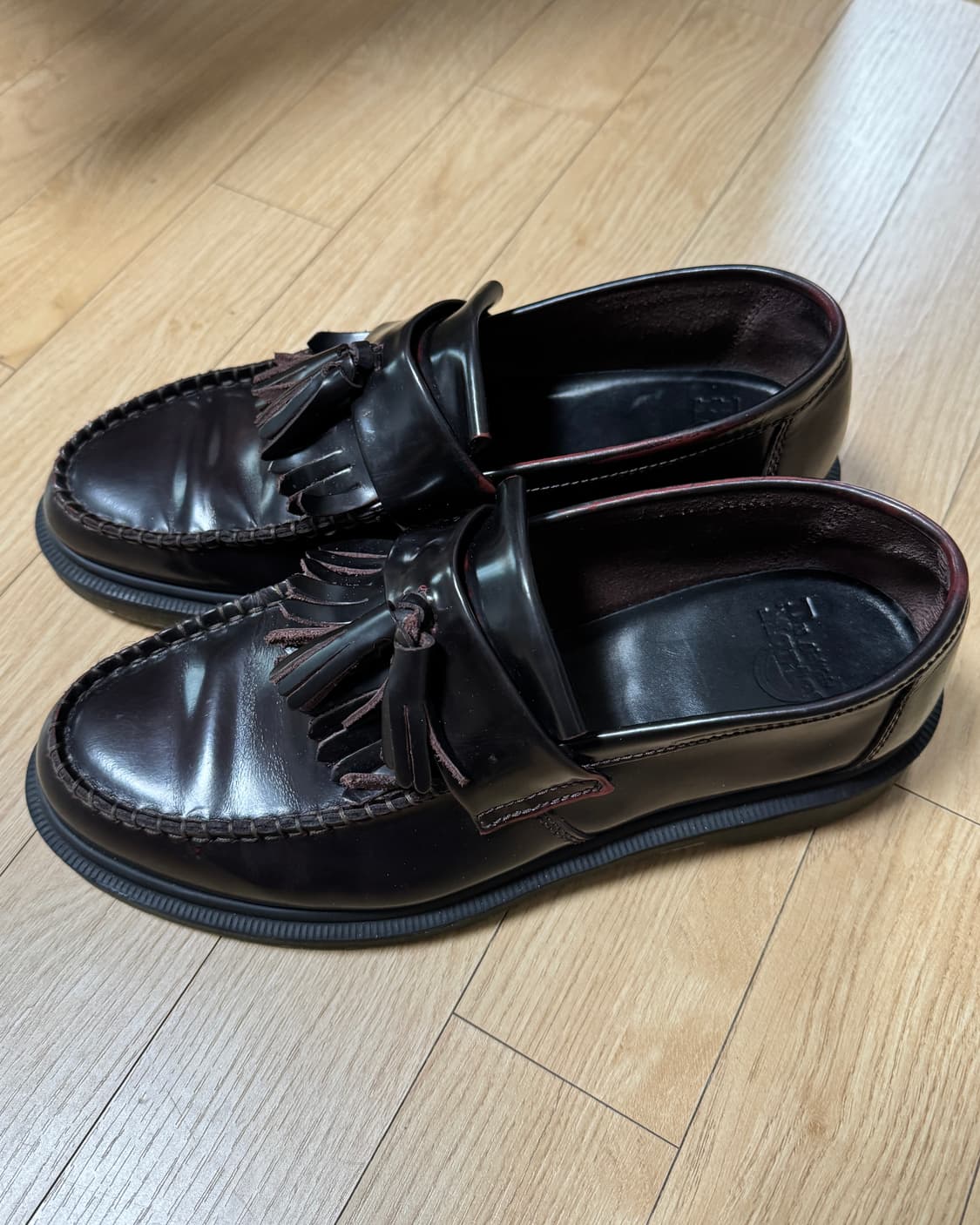 닥터마틴 아드리안 270 체리레드 상품이미지2