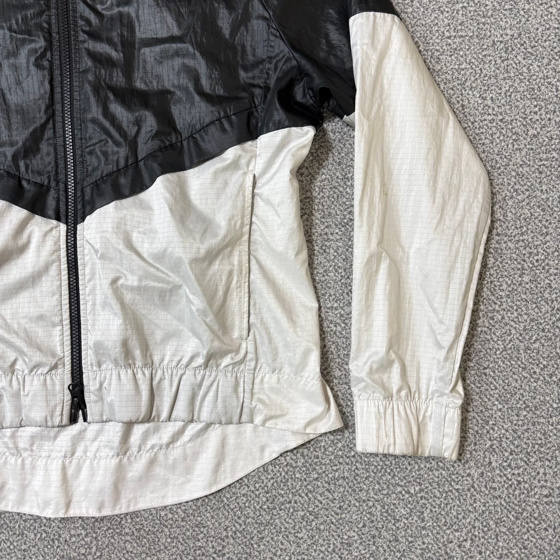 나이키 바람막이 여성용 L 상품이미지4