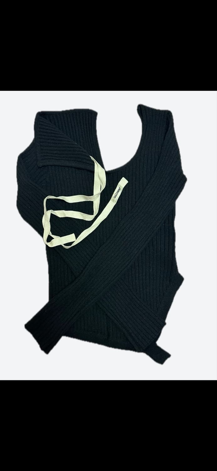 글로니 아이사 니트탑 블랙 상품이미지2