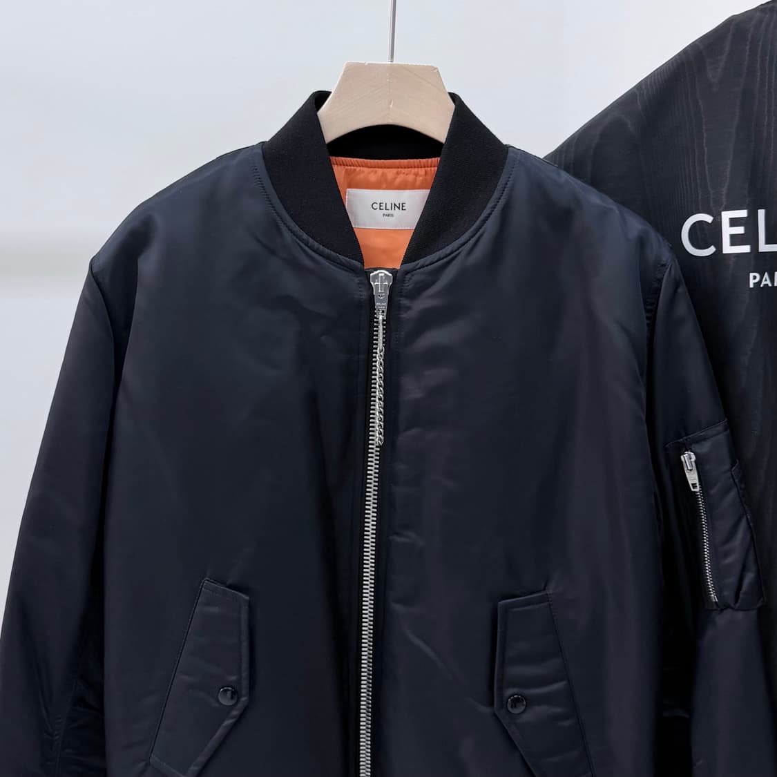[S+급/50] 셀린느 백로고 블루종 봄버 자켓 블랙 상품이미지5