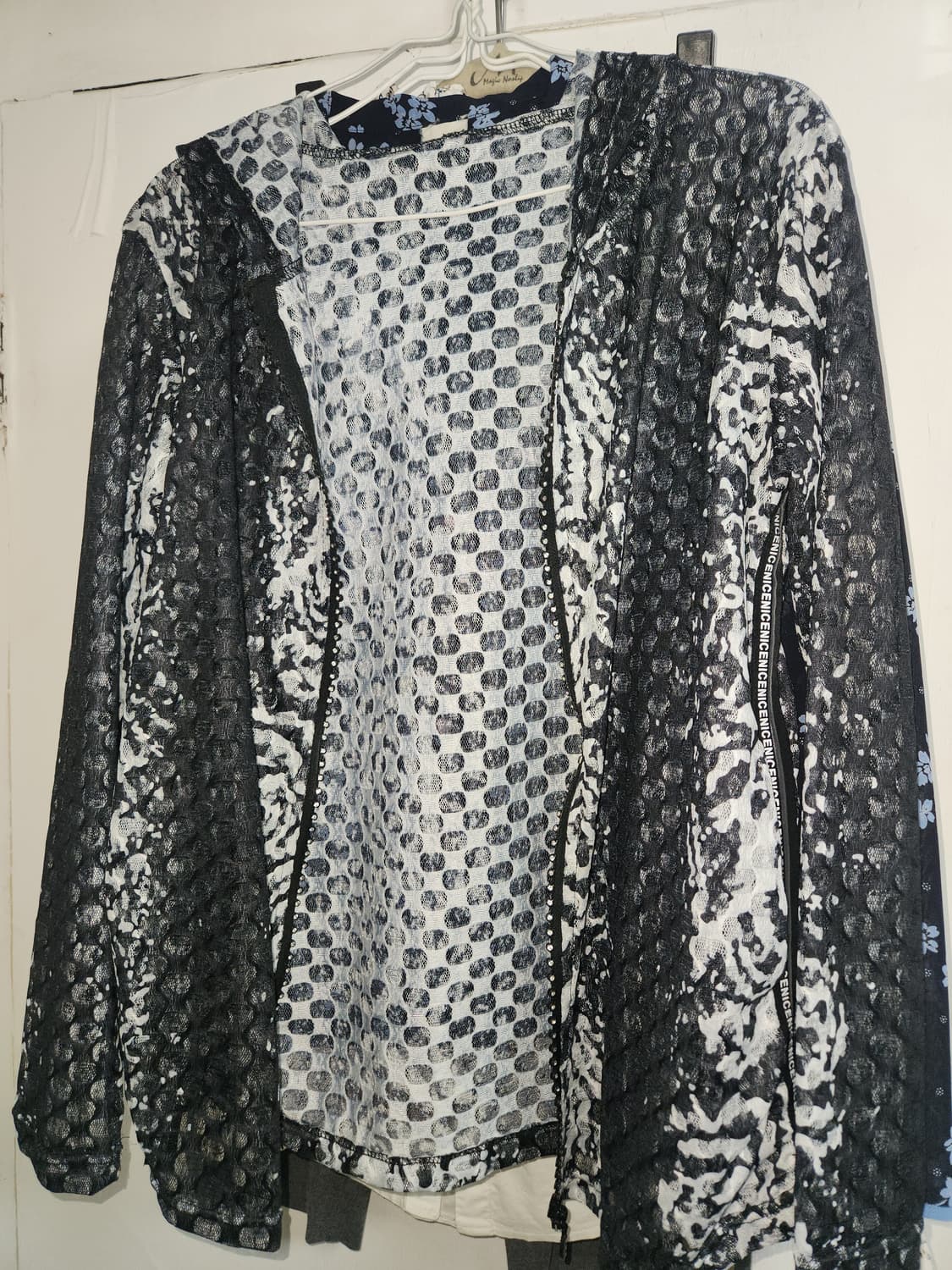 시스루 블랙 패턴 후드 집업 점퍼 F(~100) 상품이미지3