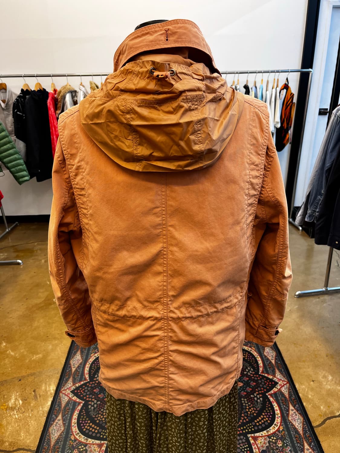 Thursday Island 후디드 필드 파카 살몬 상품이미지5