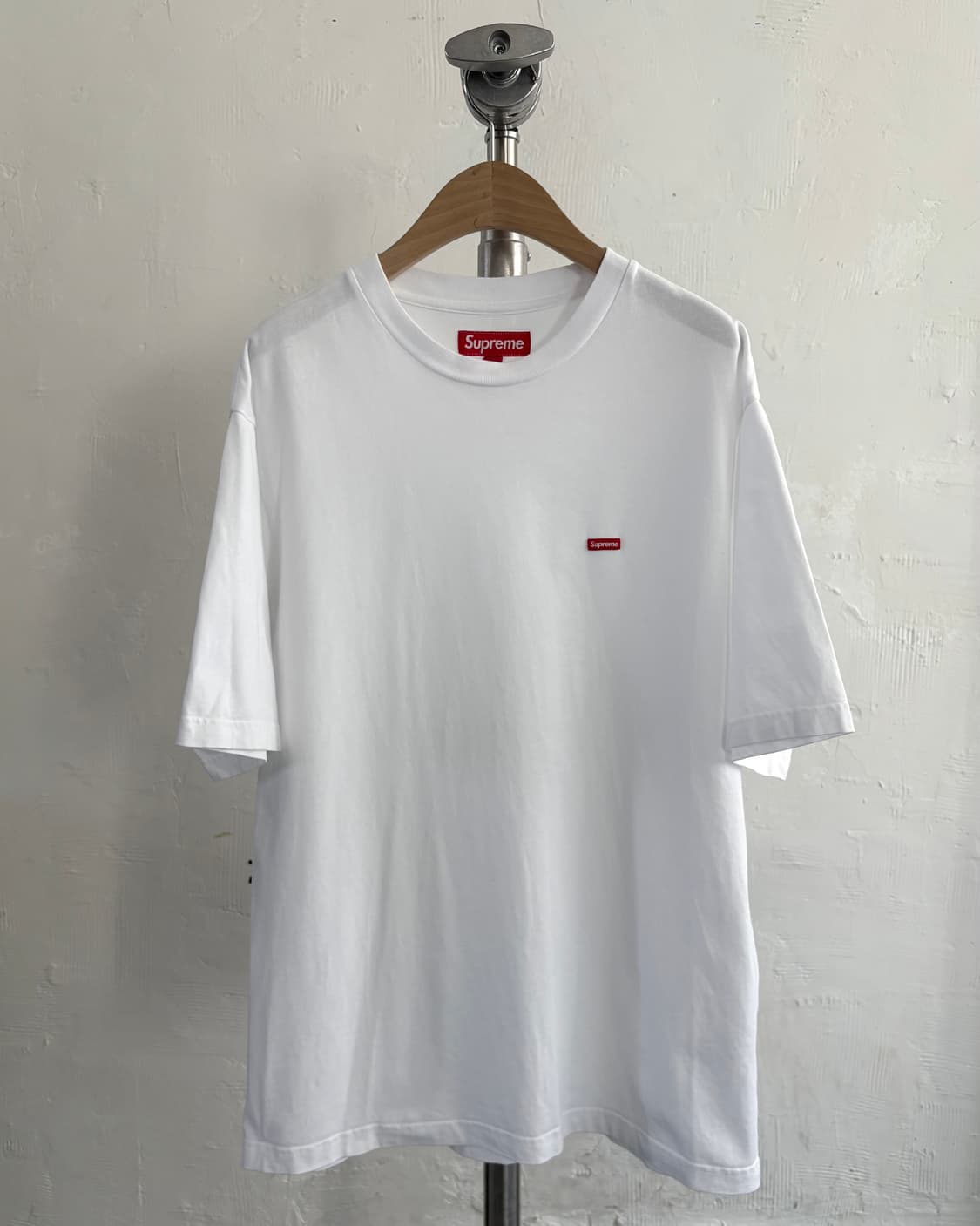 Supreme 슈프림 화이트 컬러 박스로고 티셔츠 상품이미지1
