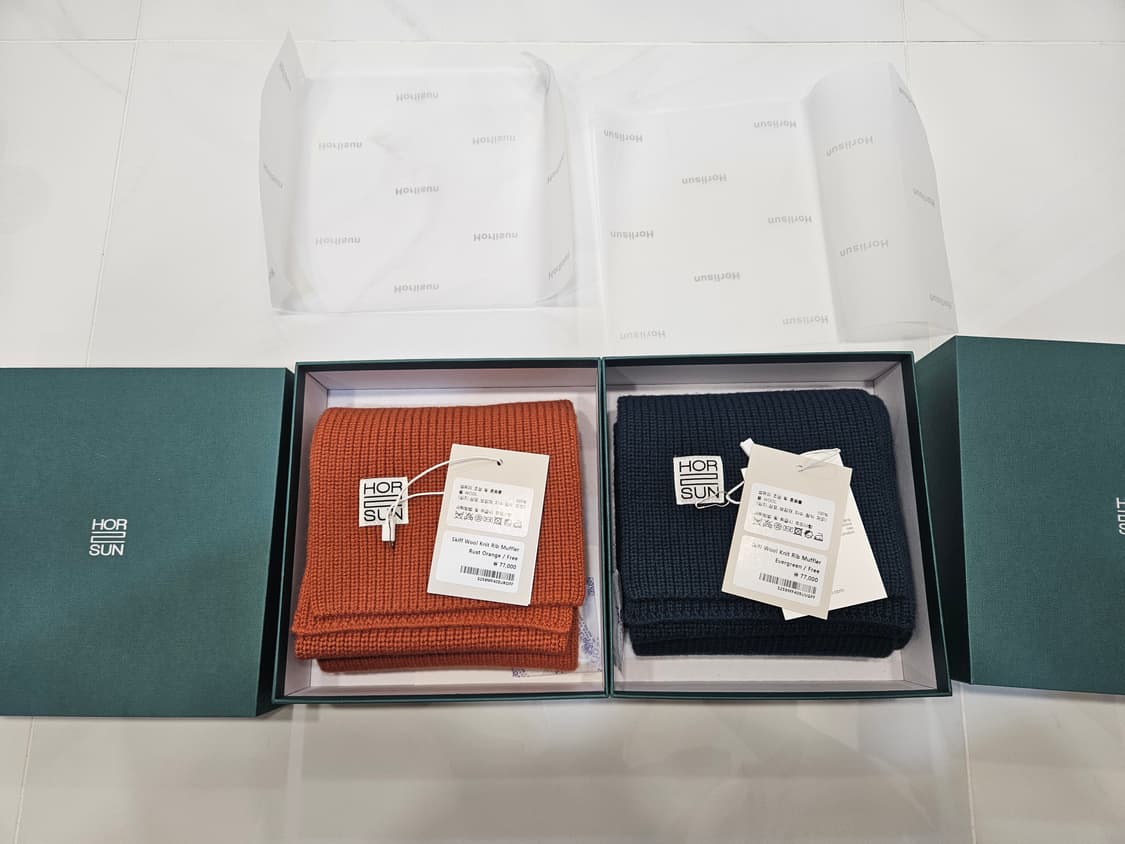 (새상품) 홀리선 머플러 러스트오렌지 & 에버그린 일괄판매  상품이미지1