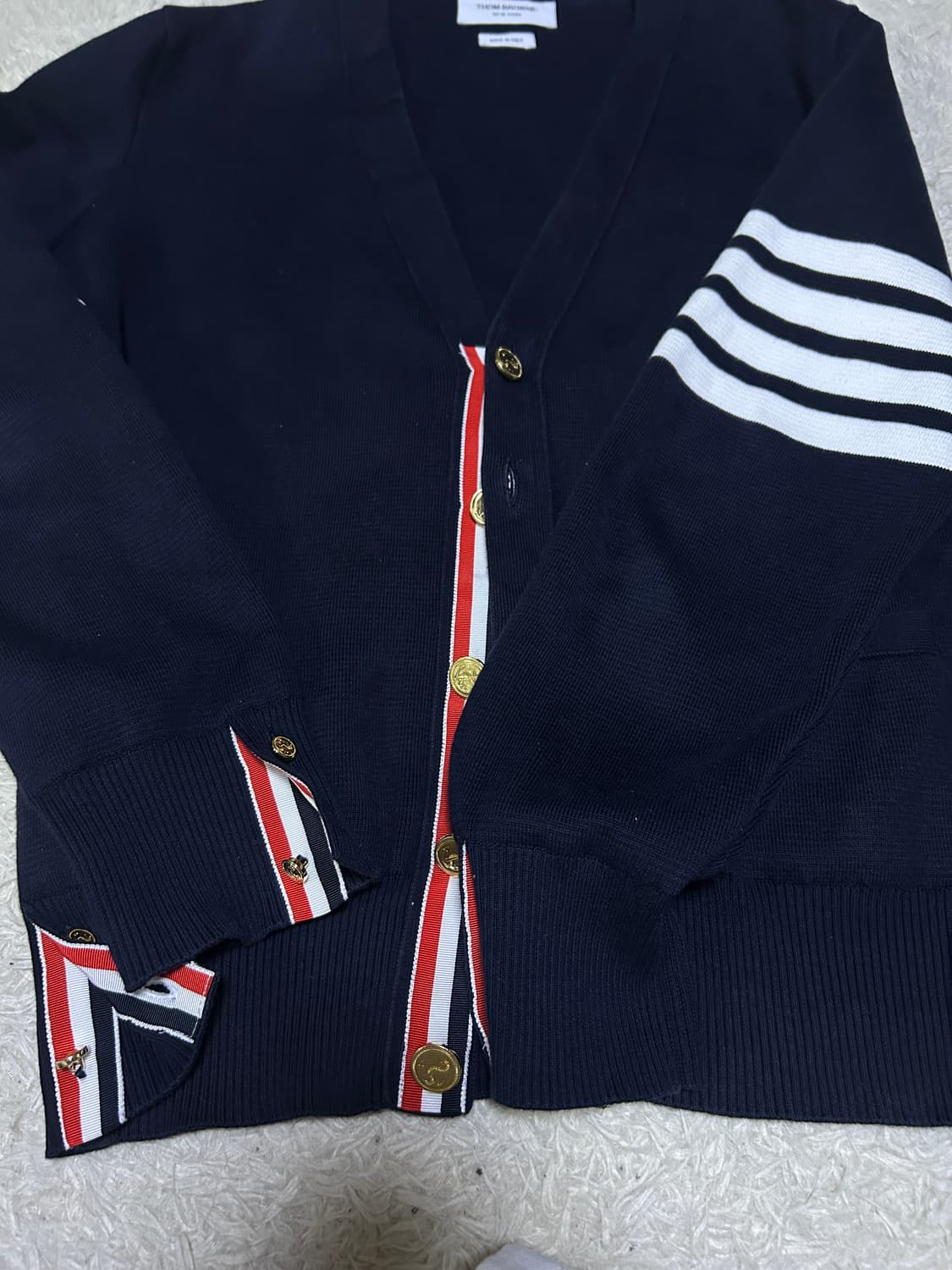 [2] 톰브라운 밀라노스티치 금장 가디건 상품이미지4