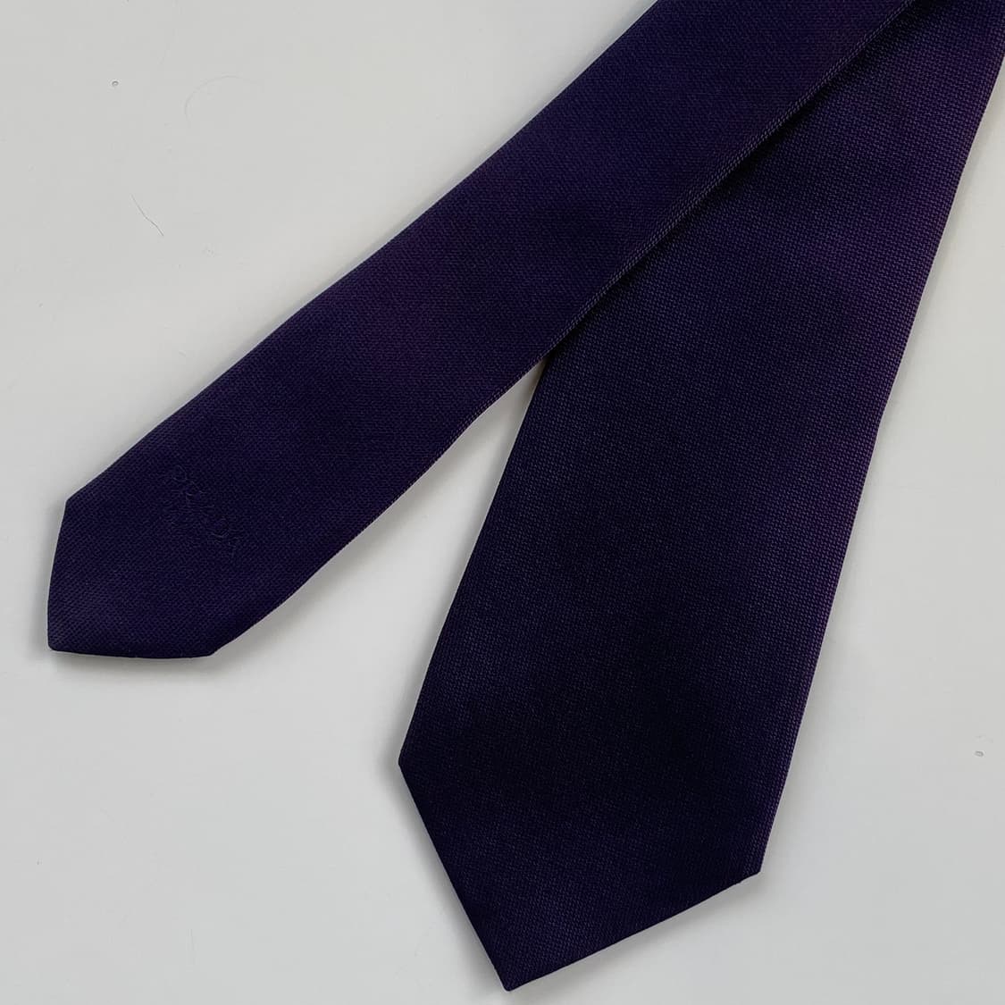 프라다 (PRADA) 퍼플 명품 정품 넥타이 상품이미지1