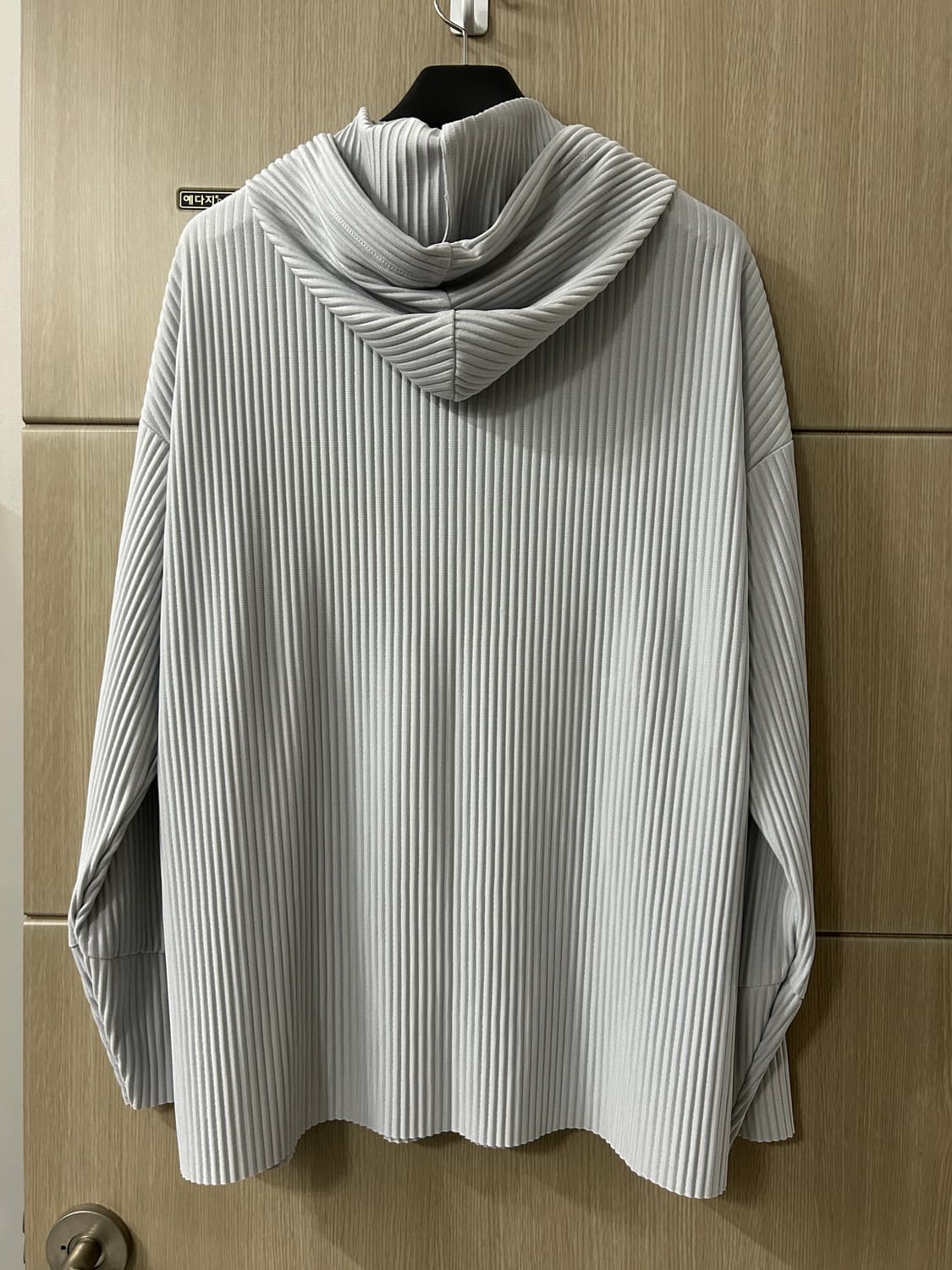 자라 플리츠 후드 상품이미지4